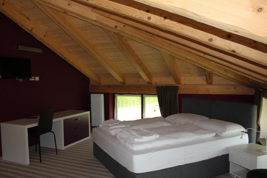 Hotel Maso Fradea Castello Tesino Zimmer foto